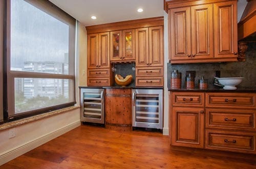 Wood custom kitchen cabinets